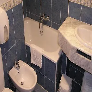 Imperial Ii Hotel