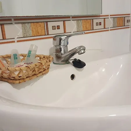 Imperial Ii מלון 2*