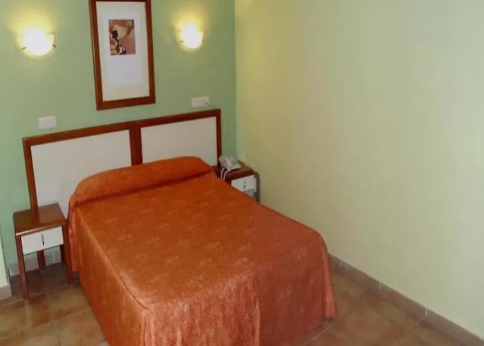 Imperial Ii Hotel 2*